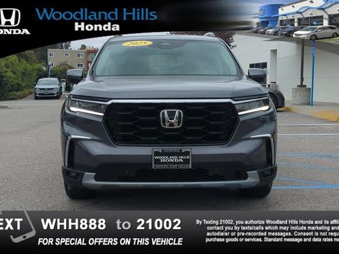 Used 2025 Honda Pilot Elite image 2