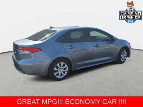 Used 2022 Toyota Corolla LE FWD image 5
