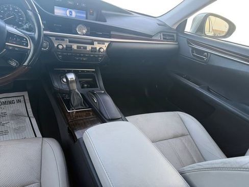 Used 2016 Lexus ES 350 image 11