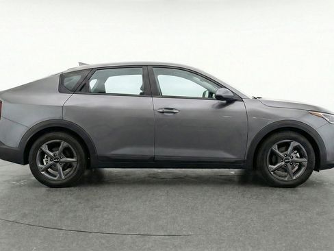 Used 2025 Kia K4 LXS image 11