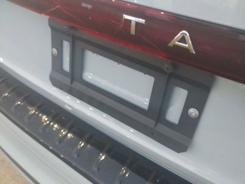 Used 2025 Volkswagen Jetta SE image 33