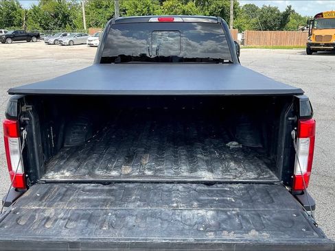 Used 2018 Ford F250 Lariat w/ Lariat Value Package AWD/4WD image 25