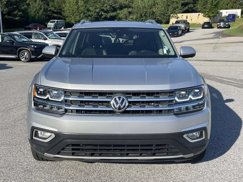 Certified 2026 Volkswagen Atlas SE FWD image 2
