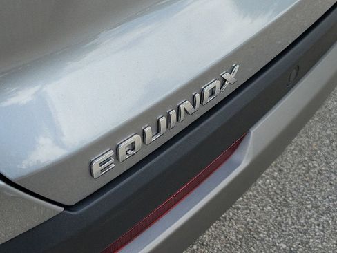 Used 2026 Chevrolet Equinox LT FWD image 6