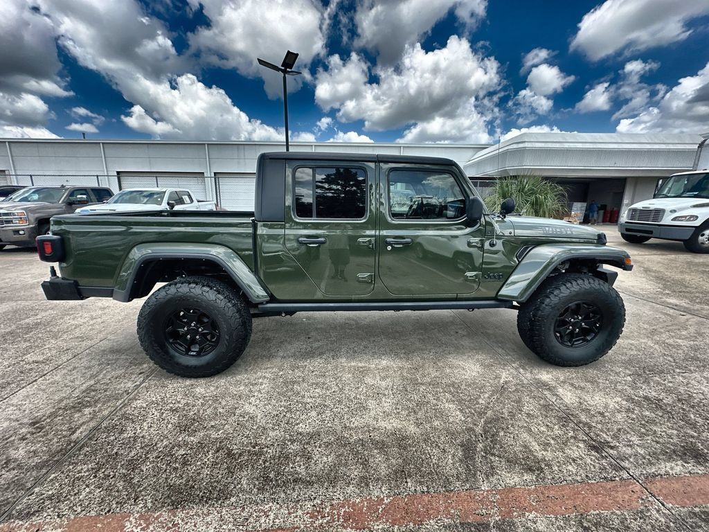 Used 2021 Jeep Gladiator Sport AWD/4WD image 10