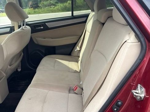 Used 2015 Subaru Outback 2.5i Premium AWD/4WD image 9