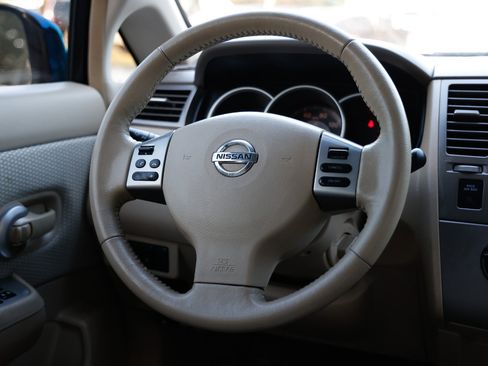 Used 2009 Nissan Versa S w/ Convenience Pkg image 28
