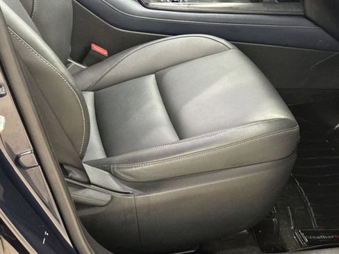 Used 2021 MAZDA CX-30 FWD 2.5 S w/ Select Package image 32