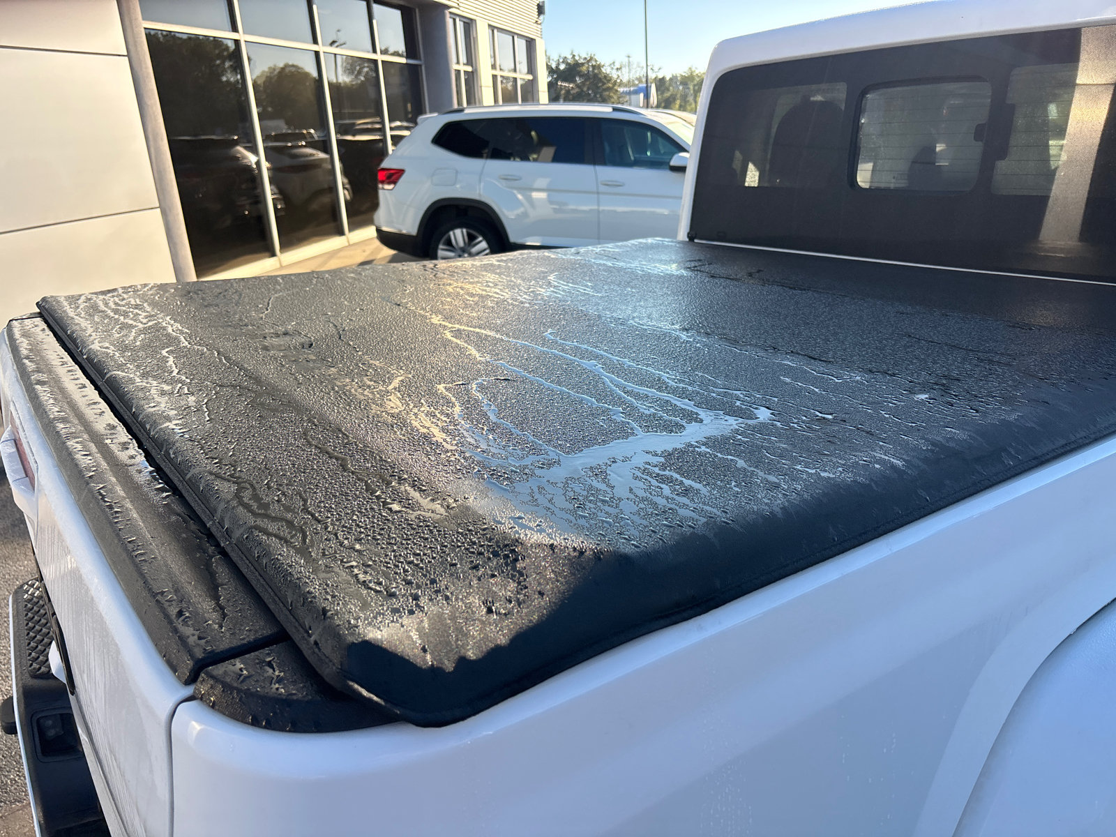 Used 2022 Jeep Gladiator Overland AWD/4WD image 9