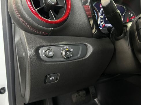 Used 2023 Chevrolet Blazer RS FWD image 21
