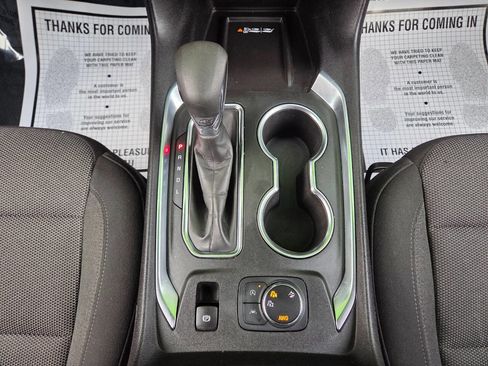 Used 2022 Chevrolet Traverse LT w/ Midnight/Sport Edition image 26