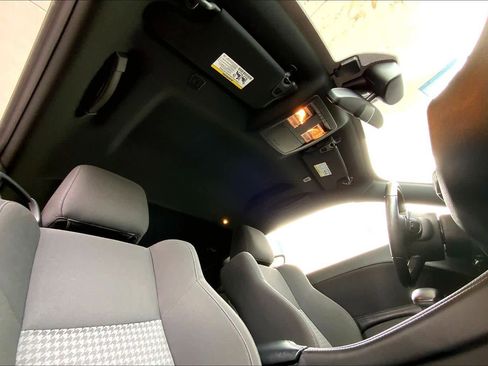 Used 2022 Dodge Challenger R/T w/ Blacktop Package image 13