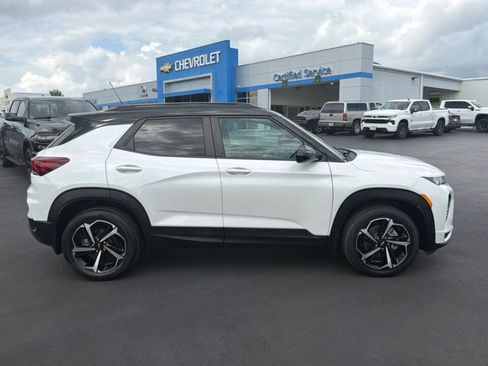 Used 2022 Chevrolet TrailBlazer RS image 3