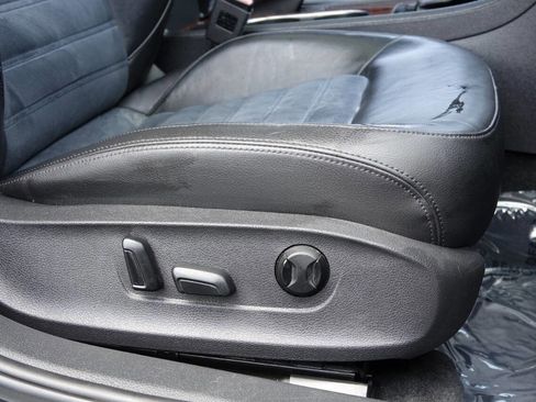 Used 2013 Volkswagen Passat TDI SEL Premium image 64