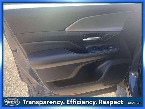 Used 2024 Toyota Grand Highlander XLE image 17