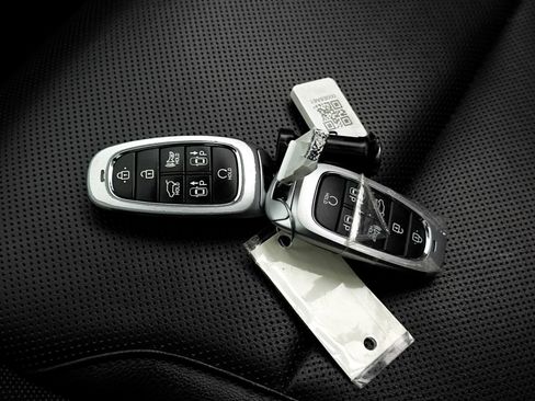 Used 2023 Hyundai Tucson Limited AWD/4WD image 40