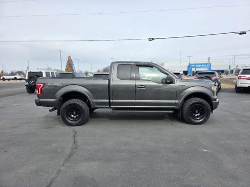 Used 2017 Ford F150 XLT w/ Equipment Group 301A Mid image 4