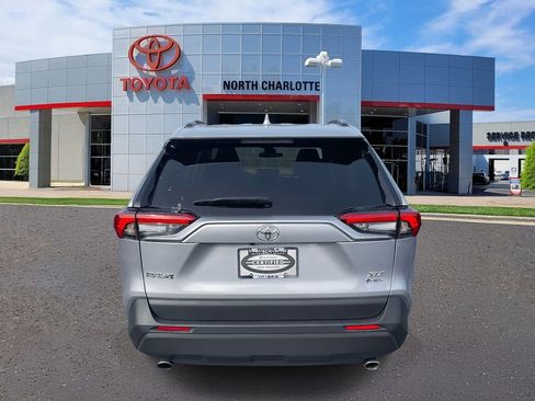 Used 2025 Toyota RAV4 XLE image 9