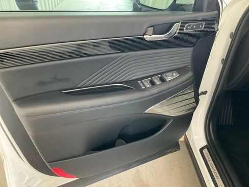 Used 2024 Hyundai Palisade Calligraphy AWD/4WD image 5