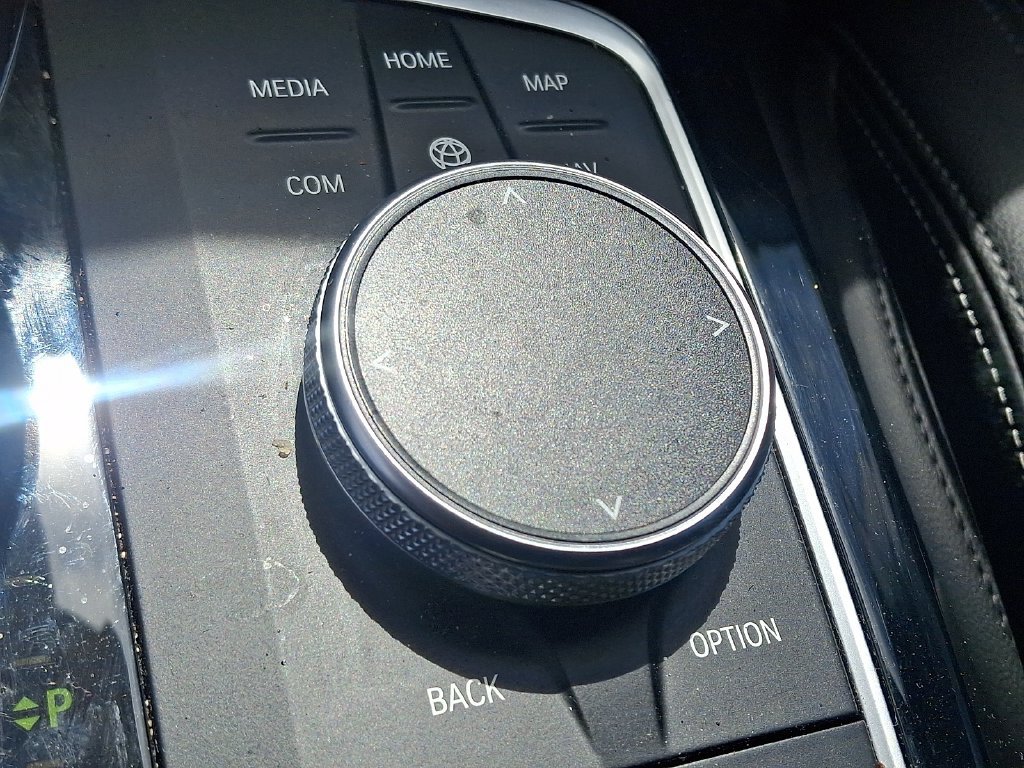 Certified 2024 BMW X4 M40i AWD/4WD image 25