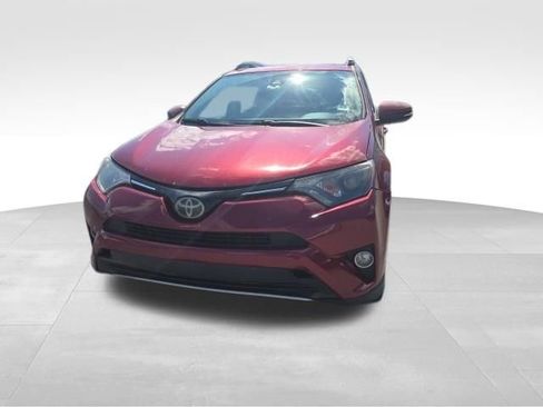 Used 2018 Toyota RAV4 XLE FWD image 4