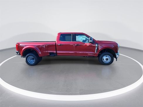 New 2026 Ford F350 XLT image 9