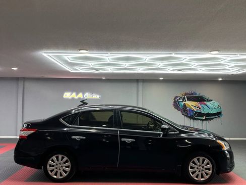 Used 2015 Nissan Sentra SV w/ Electronics Package image 7