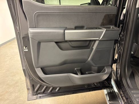 Used 2022 Ford F150 Lariat image 30