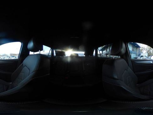 Used 2025 Volkswagen Atlas Cross Sport SE image 42