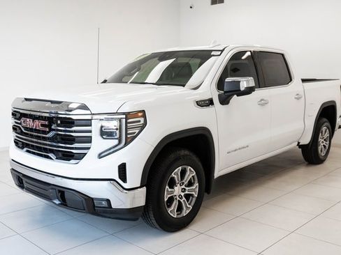 Used 2022 GMC Sierra 1500 SLT image 6