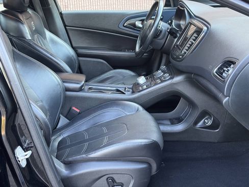 Used 2015 Chrysler 200 S w/ Navigation & Sound Group I AWD/4WD image 12