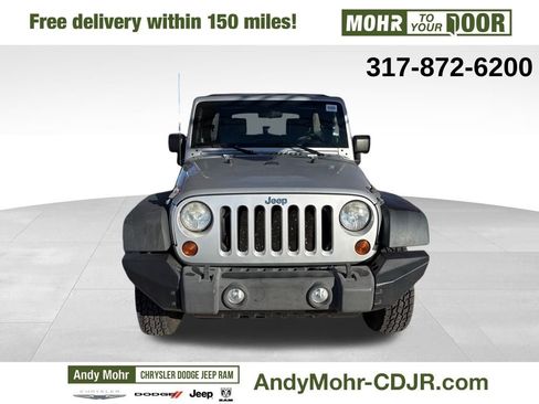 Used 2010 Jeep Wrangler Unlimited Sport image 2