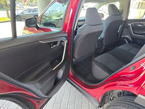 Used 2024 Toyota RAV4 XLE w/ Convenience Package image 17