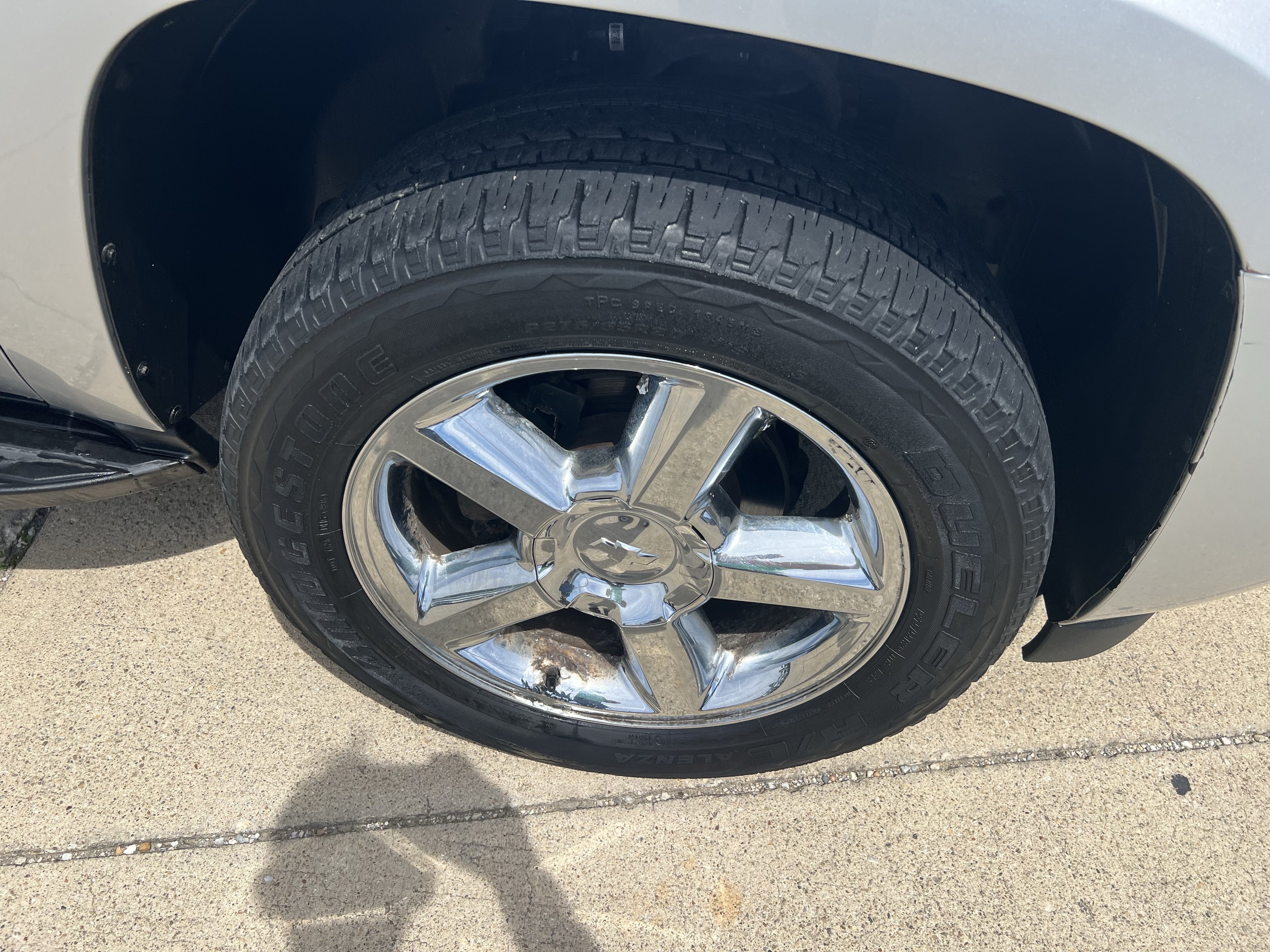 Used 2012 Chevrolet Tahoe LTZ AWD/4WD image 2