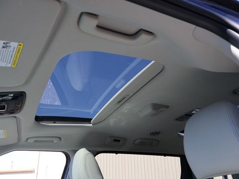 New 2026 Kia Carnival SX FWD image 40