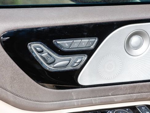 Used 2020 Lincoln Aviator Reserve w/ Equipment Group 202A AWD/4WD image 26