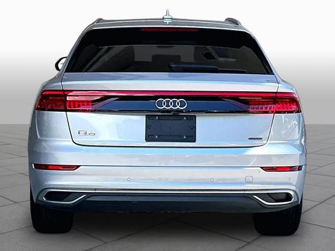 Used 2022 Audi Q8 Premium Plus AWD/4WD image 5