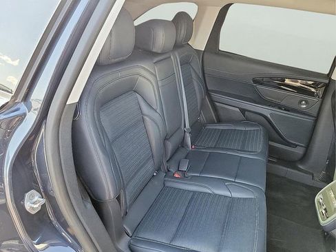 Used 2024 Lincoln Nautilus Reserve w/ Equipment Group 202A AWD/4WD image 16