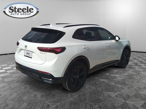 Used 2024 Buick Envision Sport Touring image 5
