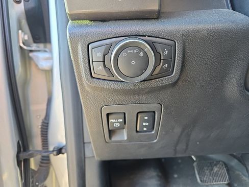 Used 2017 Ford F150 XLT w/ Equipment Group 302A Luxury image 14