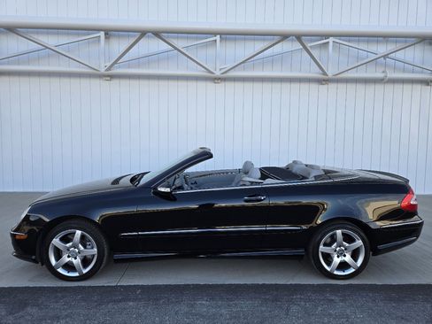 Used 2005 Mercedes-Benz CLK 500 Cabriolet image 1