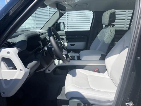 New 2026 Land Rover Defender 130 S AWD/4WD image 7