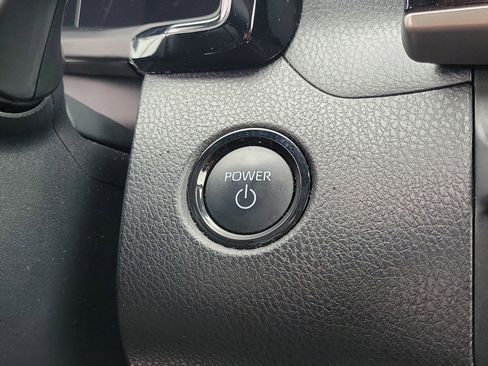 Used 2025 Toyota Camry LE image 28