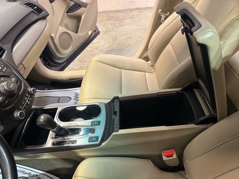 Used 2014 Acura RDX w/ Technology Package AWD/4WD image 21