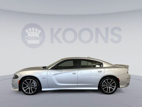 Used 2023 Dodge Charger R/T w/ Cold Weather Package RWD image 2