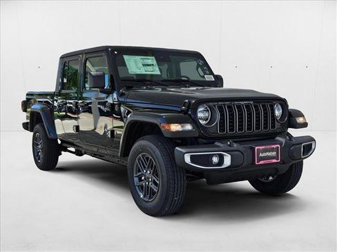 New 2025 Jeep Gladiator Sport image 7