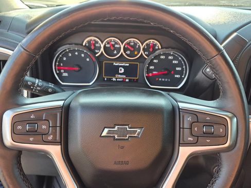 Used 2022 Chevrolet Silverado 1500 LT Trail Boss AWD/4WD image 23