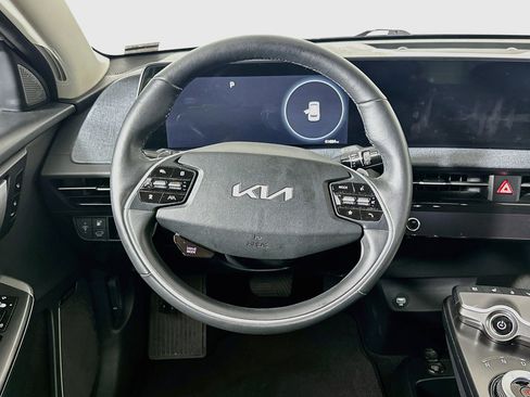 Used 2023 Kia EV6 Wind w/ Wind Technology Package AWD/4WD image 18