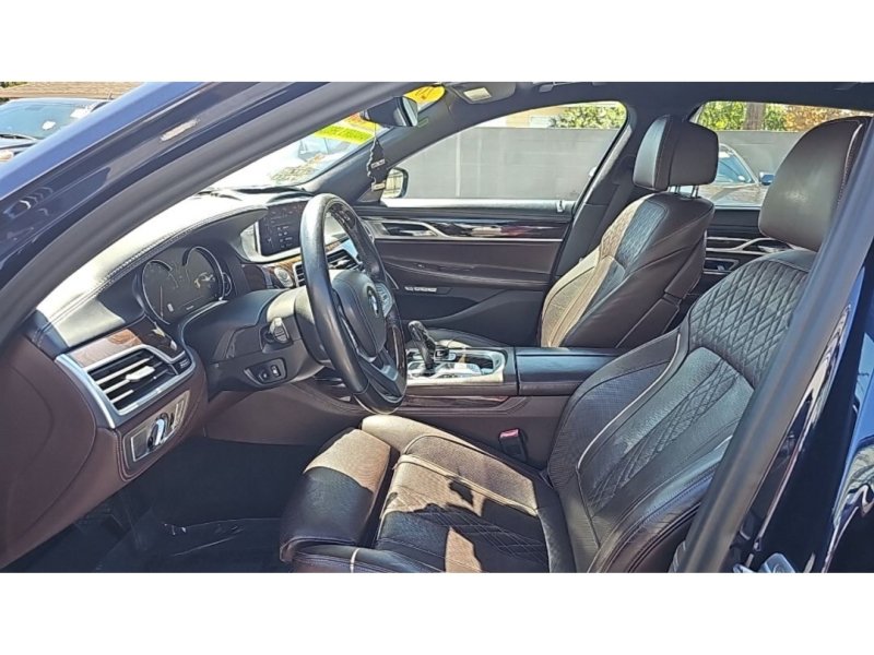 Used 2017 BMW 740i RWD image 12
