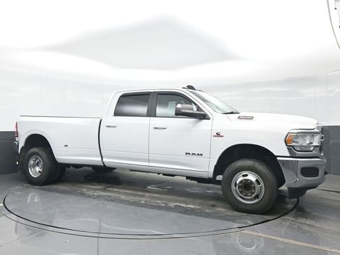 Used 2022 RAM 3500 Big Horn AWD/4WD image 8